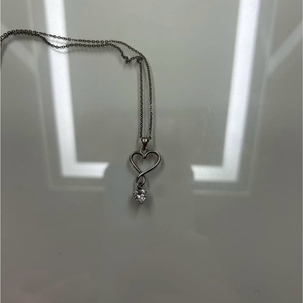 Elegant Silver Heart Necklace